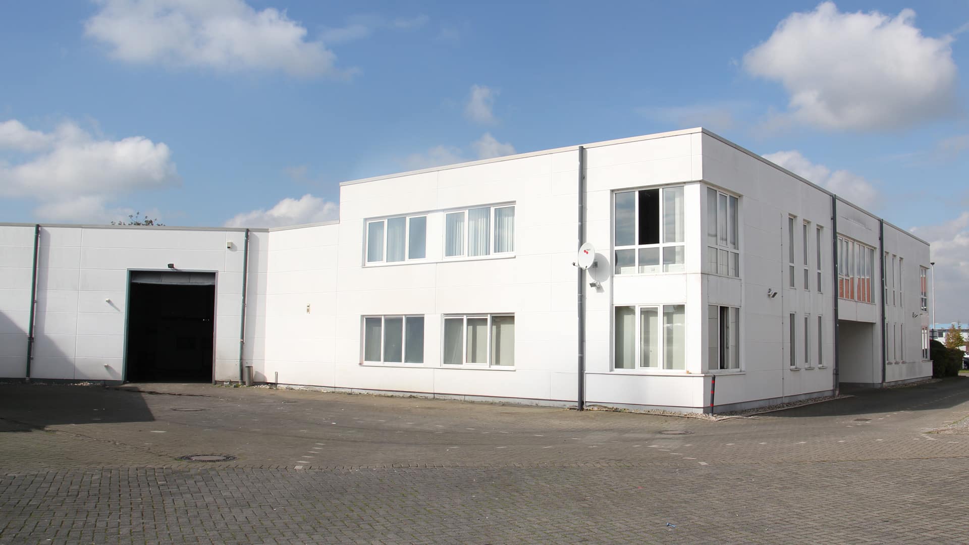 Umzug des Großhandels in neue Räumlichkeiten in Willich-Münchheide